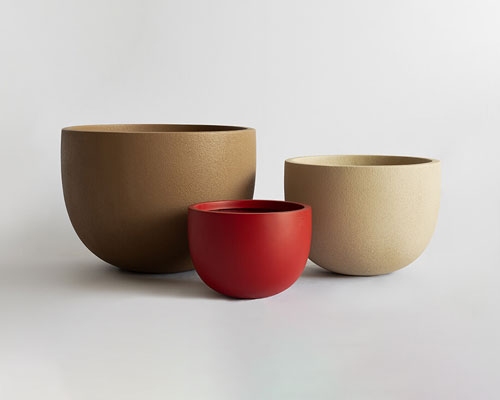 CURVACEOUS FRP PLANTER